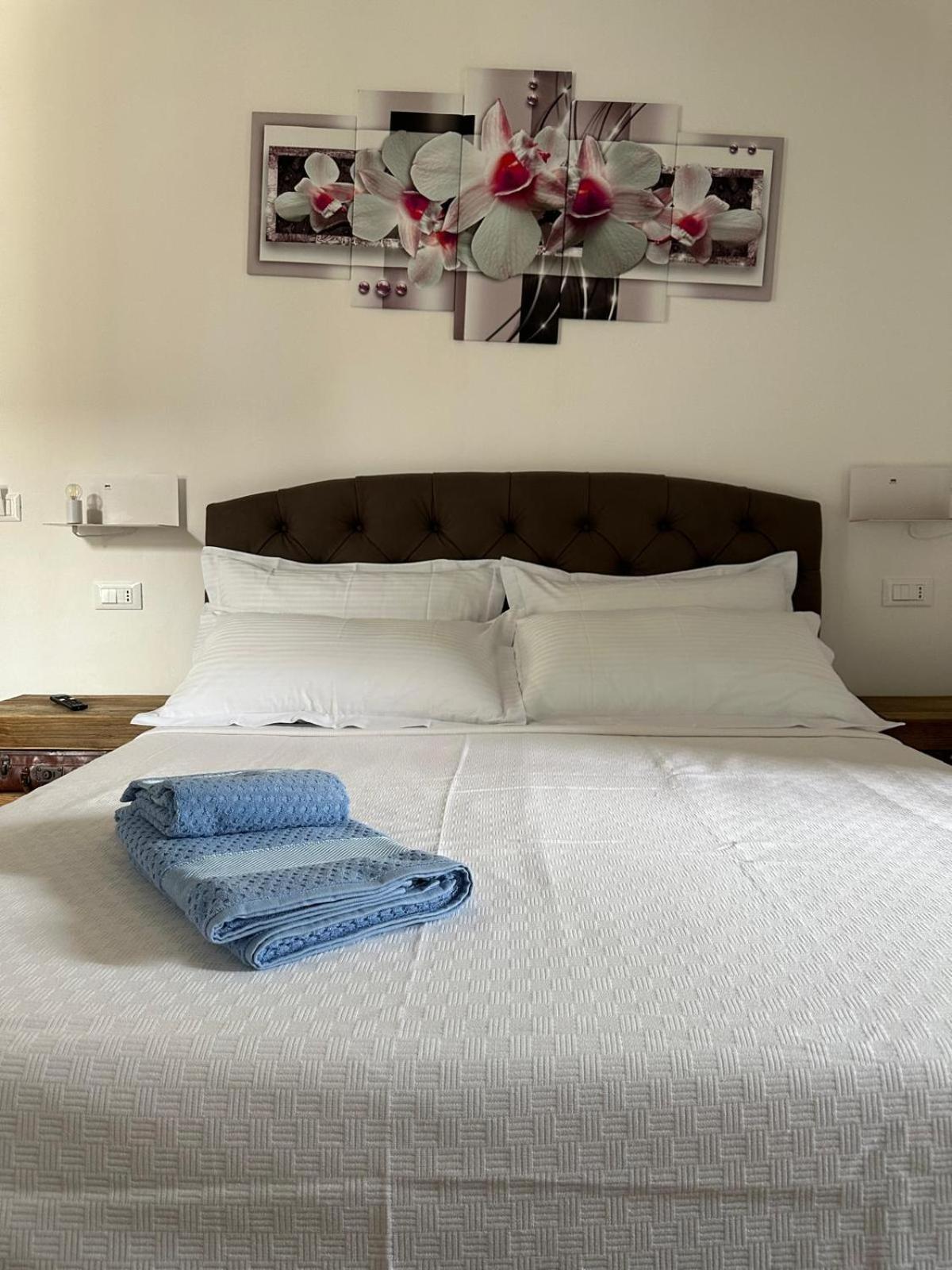 Il Glicine Hotel Parma Ngoại thất bức ảnh