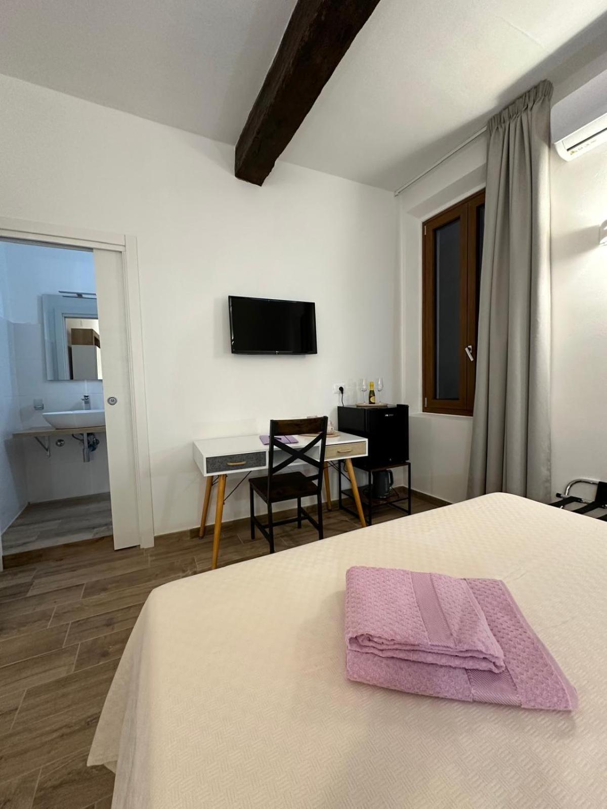 Il Glicine Hotel Parma Ngoại thất bức ảnh